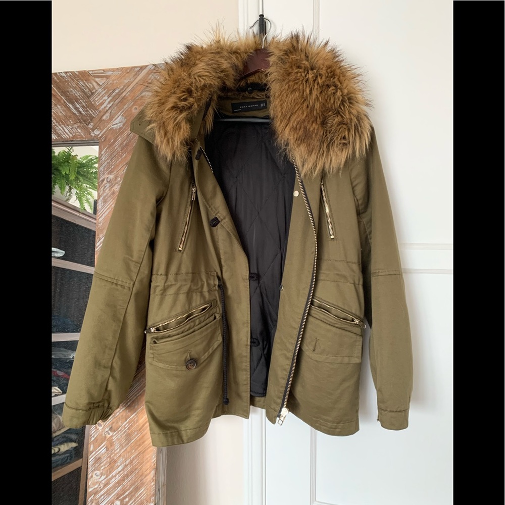 Zara sold out parka olive with faux fur lining